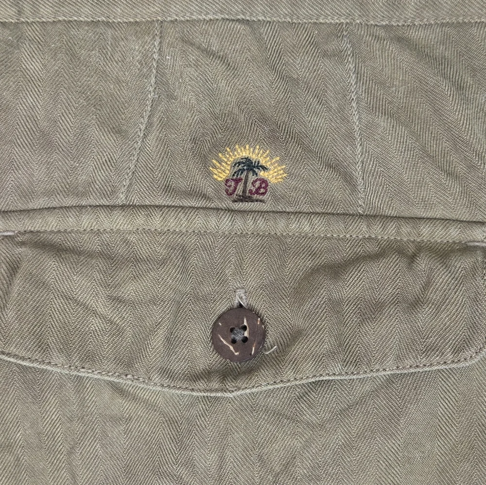 Tommy Bahama Mens Relax 100% Silk Pleated Shorts Size 38 Tan Logo Preppy Beach